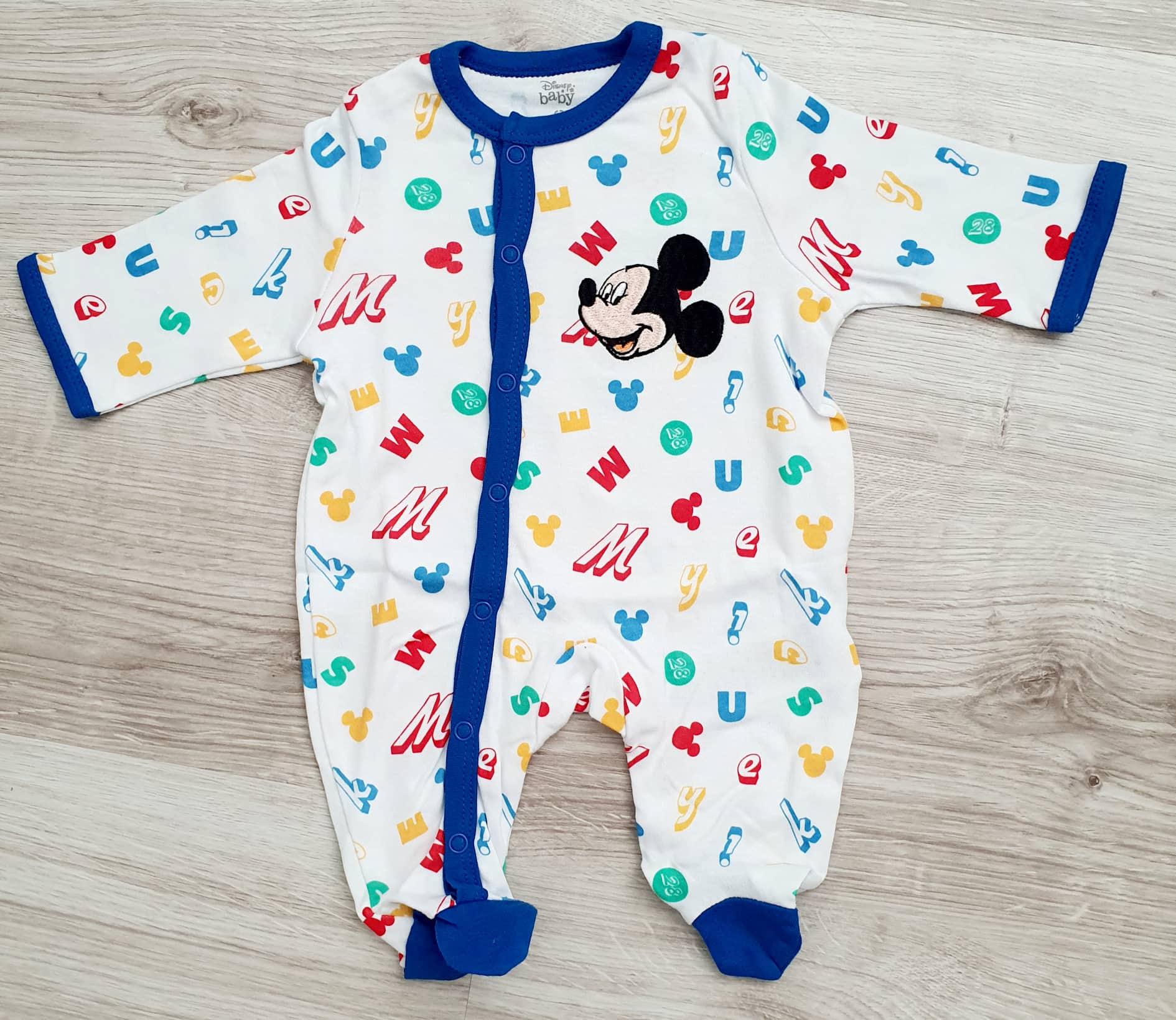 Overal MICKEY
