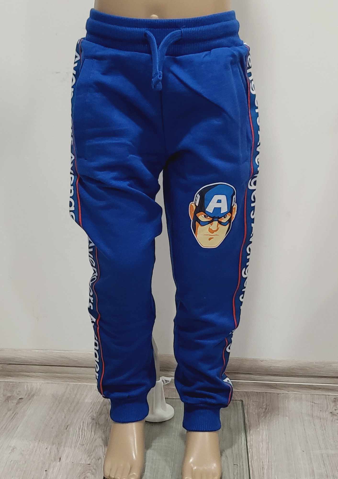 Tepláky AVENGERS